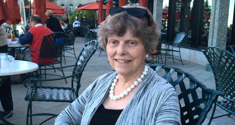 Cathy Farr